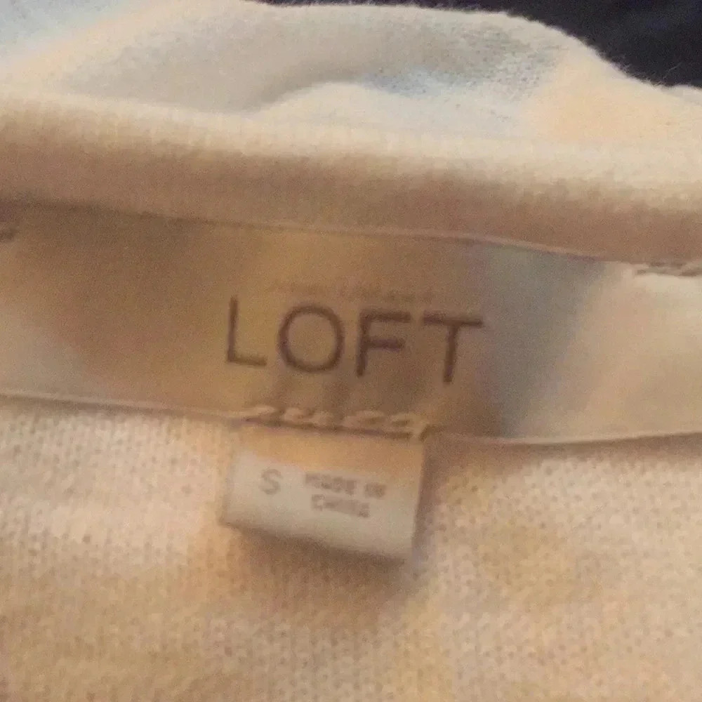 Loft Top - Picture 6 of 7